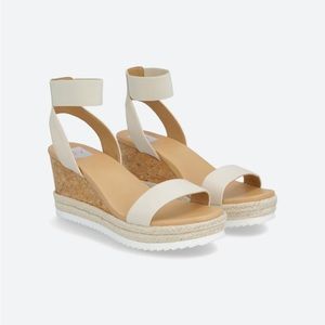 Dolce vita Elisha wedge